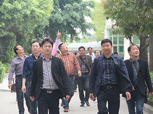 公司組織接待杭州市富陽區龍門鎮領導來司考察